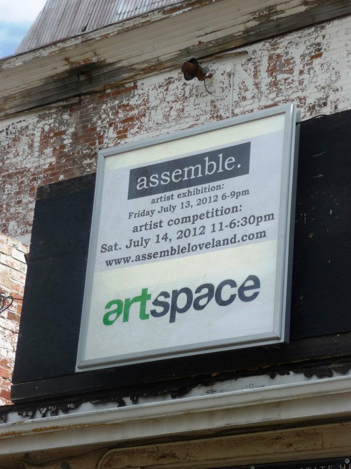 Assemble sign on the feed & grain Assemble sign on the feed & grain