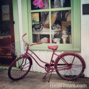 pink bike outside of Simply Shabulous in Berthoud Colorado - HeidiTown