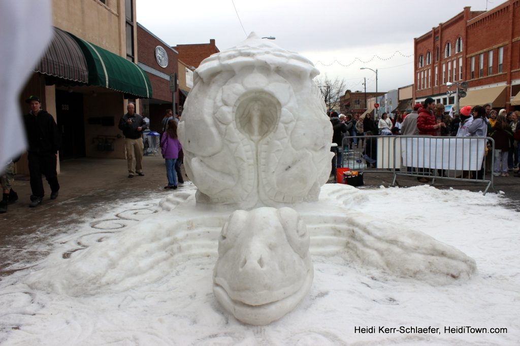 My Big Date, Valentine's Day in Loveland. Loveland Fire & Ice Festival. Snow Sculpture. HeidiTown.com