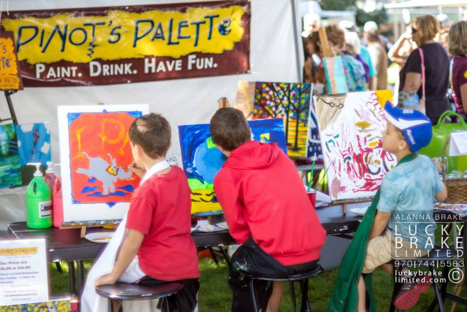 Little children painting at Art in the Park, photo by Lucky Brake Ltd. HeidiTown.com