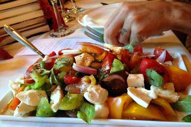 Colorado Farm & Art Market Harvest Dinner. heirloom tomato. HeidiTown.com