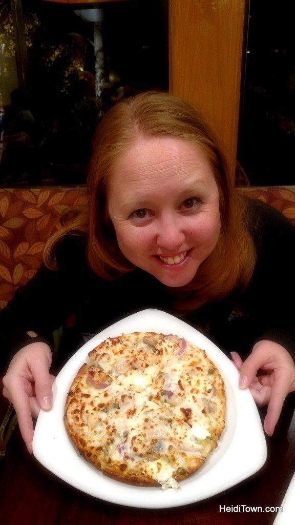 Best Pizza I ever ate in Colorado. Poppy's Pizza & Grill, Rocky Mountain Pizza. HeidiTown.com