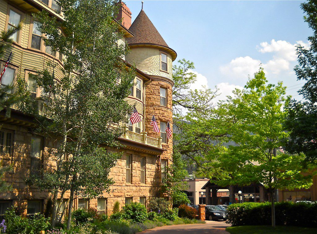 Two very different lodging options in the Colorado Springs area. The Cliff House in Manitou Springs. HeidiTown.com