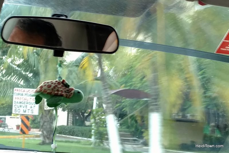 11-things-you-should-know-before-visiting-cozumel-mexico-riding-in-a-taxi