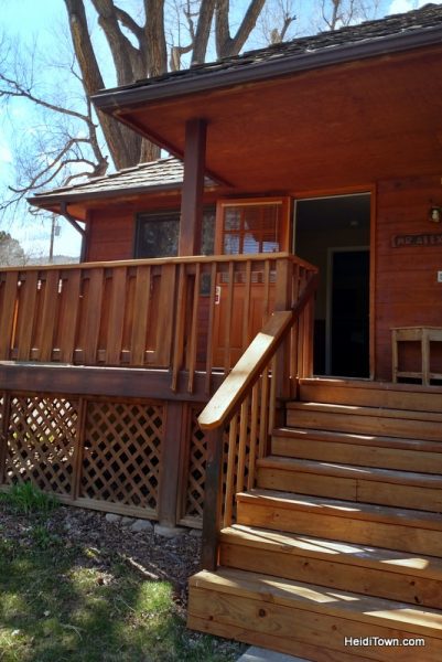 Three Comfy Colorado Cabin Getaways. Sylvan Dale Guest Ranch. HeidiTown.com