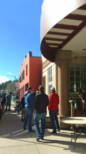 How we ended up in Minturn, Colorado & Why You Might Want to Go. HeidiTown (3)