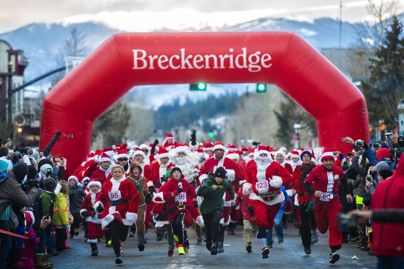Santa Claus is Coming to Town 3 Santa Festivals in Colorado Photo Credit Carl_Scofield_2015_Lighting_Santa-1