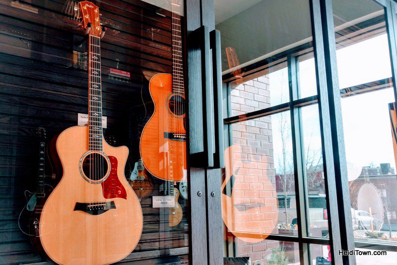 Music, Mussels & Magic at The Elizabeth Hotel in Fort Collins 5, HeidiTown.com