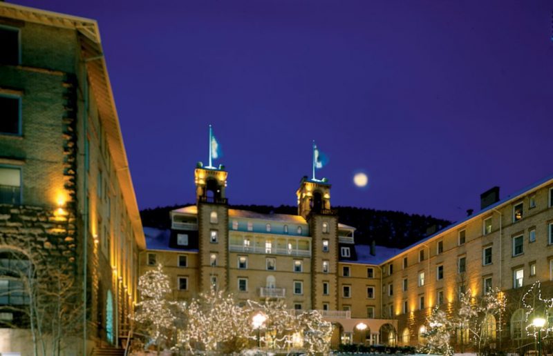 A Colorado Mountain Town for the Holidays. The Hotel Colorado