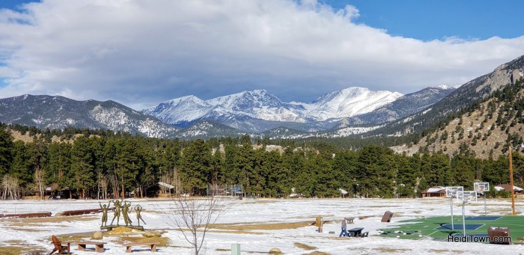 Dine in Estes Park BBQ, Buffets & Pizza, Pizza, Pizza. HeidiTown (14)