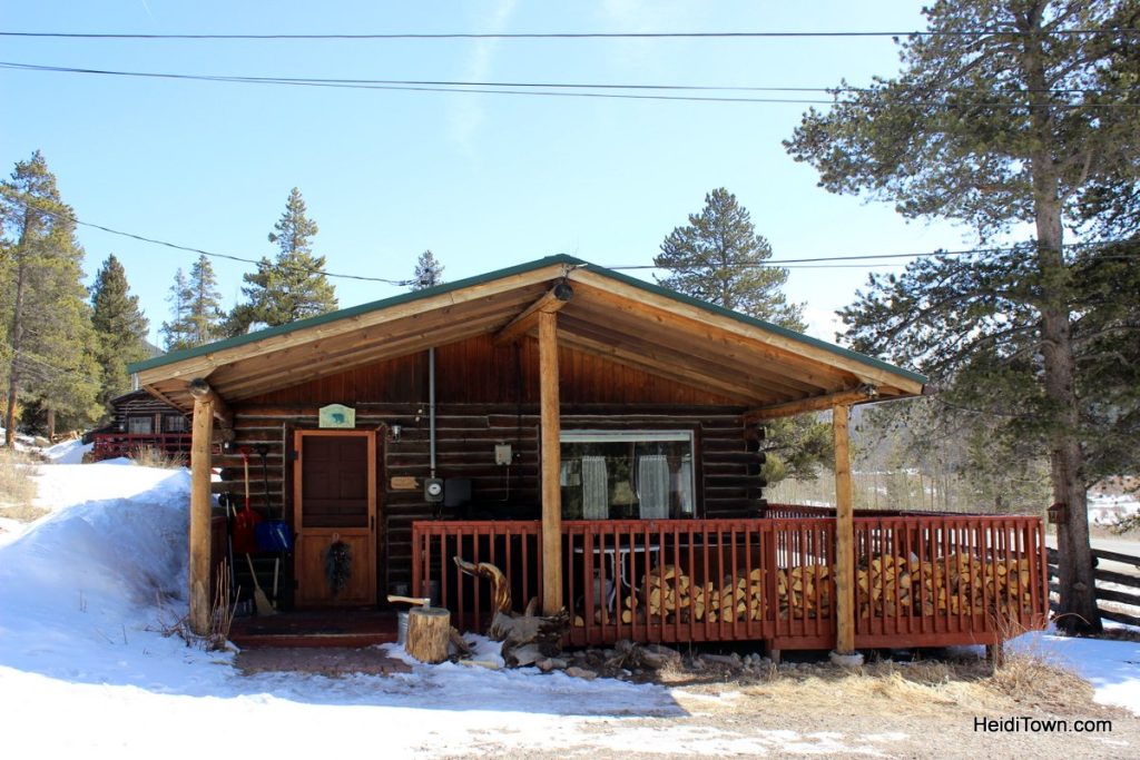 Where to Stay in Leadville, Colorado Tashi’s Cabin at Buckeye’s Cabins. HeidiTown (6)